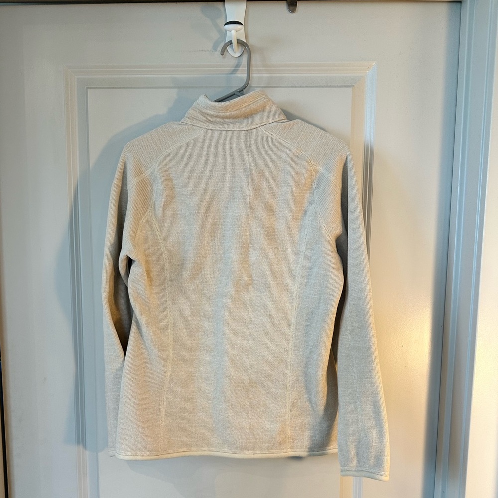 Patagonia Cream/Oat Better Sweater, size Medium - Picture 5 of 12